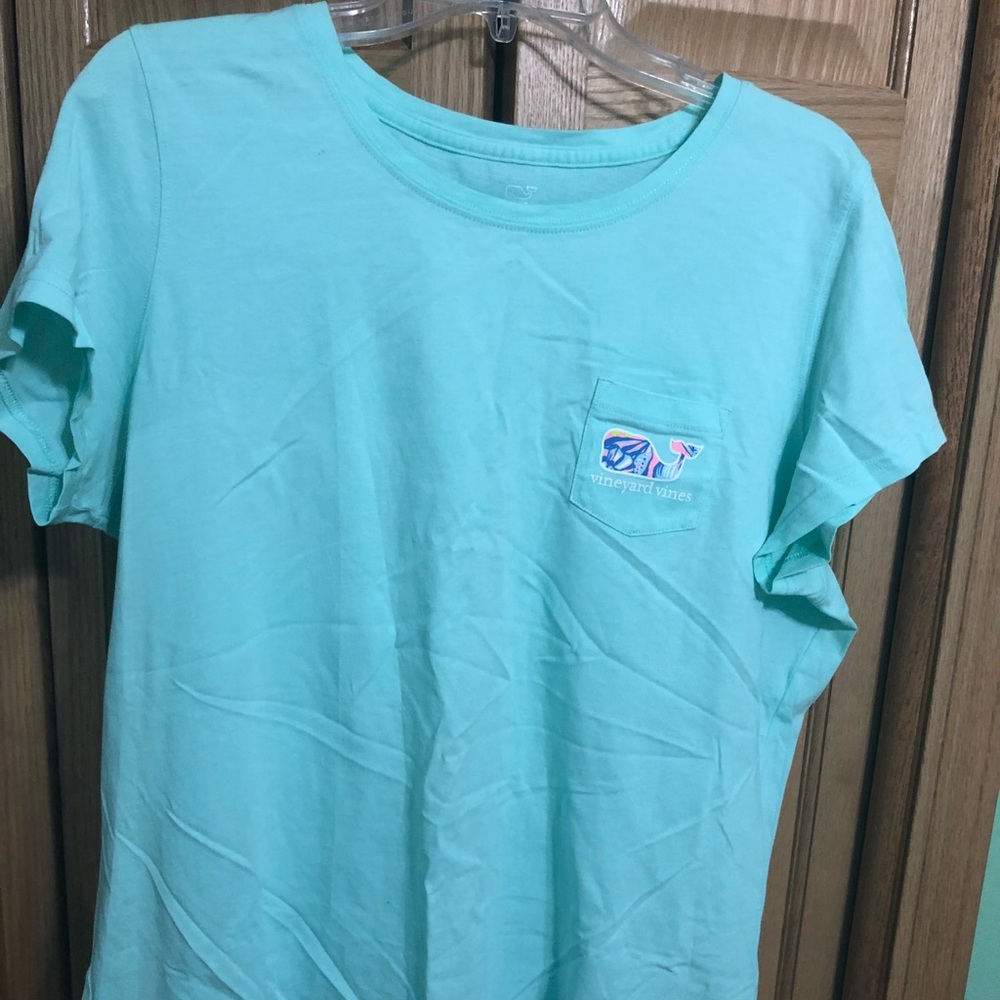 Vineyard Vines Ladies T-shirt!